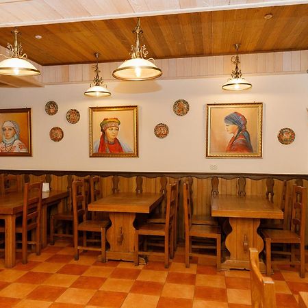 Gostyniy Dvir Synevir Hotell Synevyr Eksteriør bilde