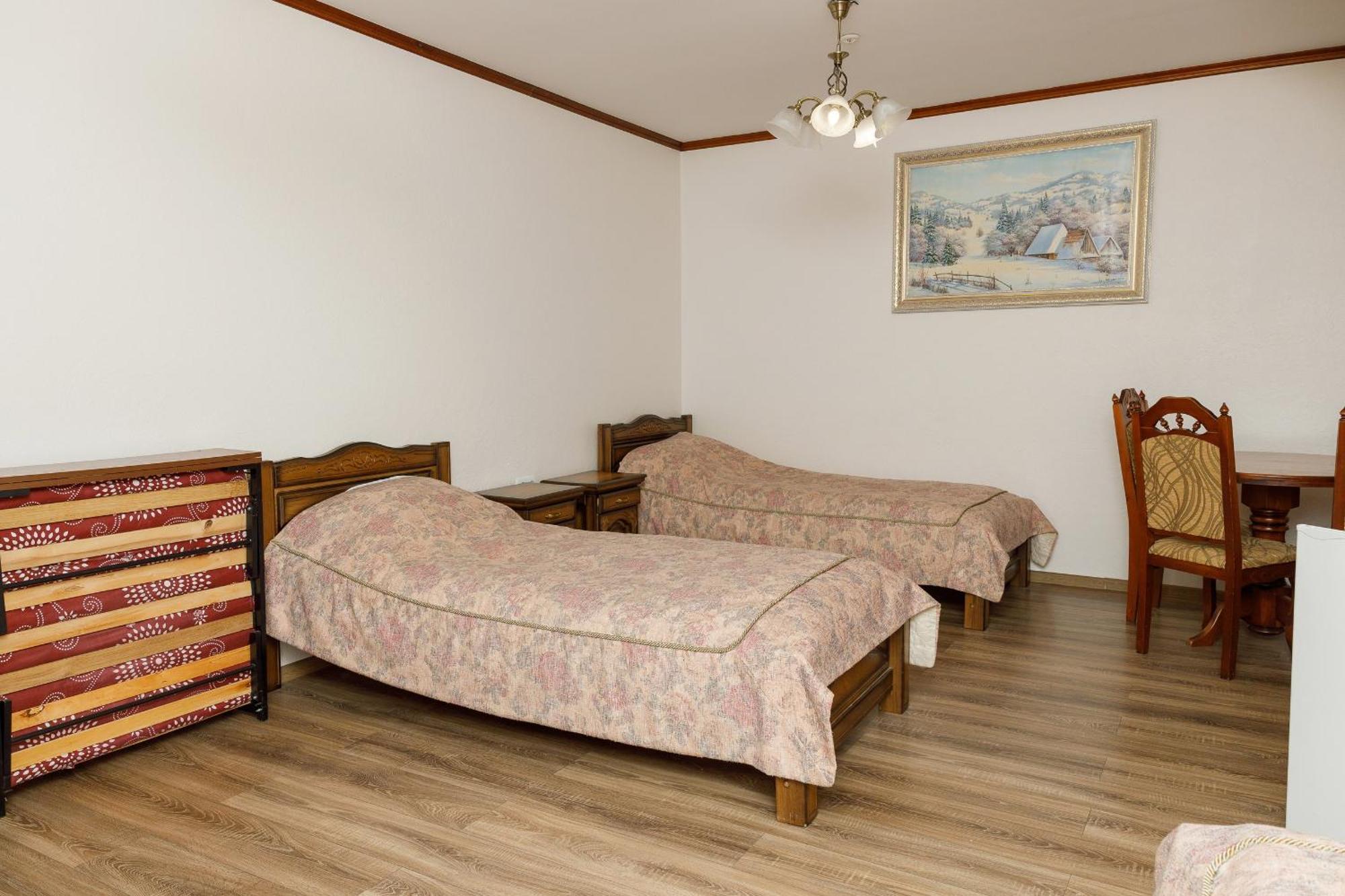 Gostyniy Dvir Synevir Hotell Synevyr Eksteriør bilde